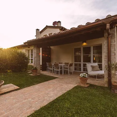 Borgo Le Colline Luxury Agriturismo In Tuscany Gambassi Terme Exterior photo