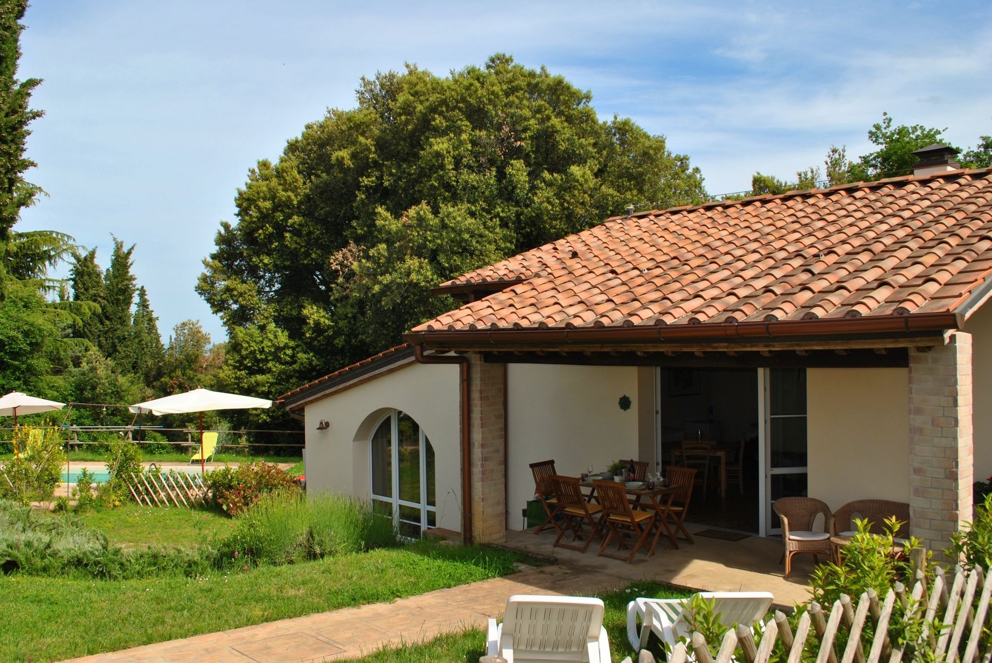 Borgo Le Colline Apartment